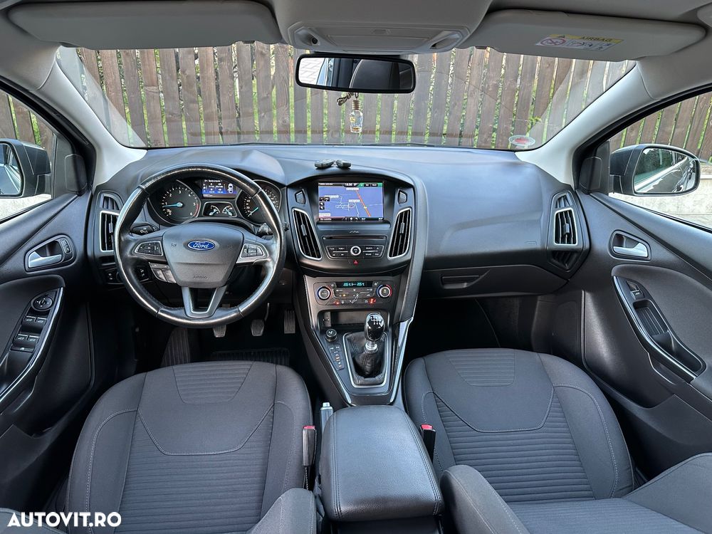 Ford Focus 1.5 TDCi Titanium - 24
