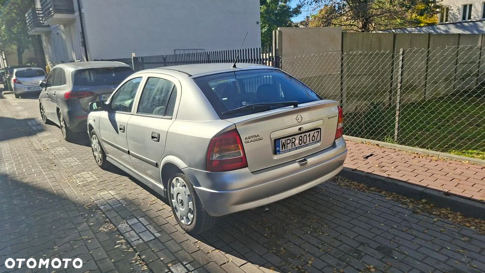 Opel Astra - 3