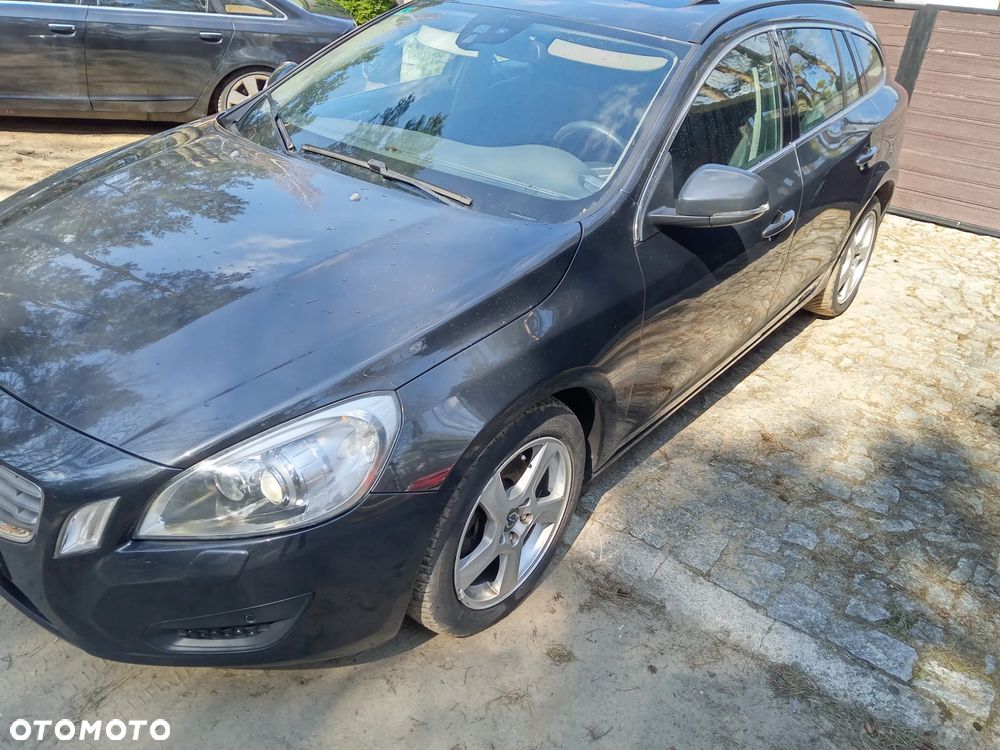 Volvo V60 D3 Summum - 3