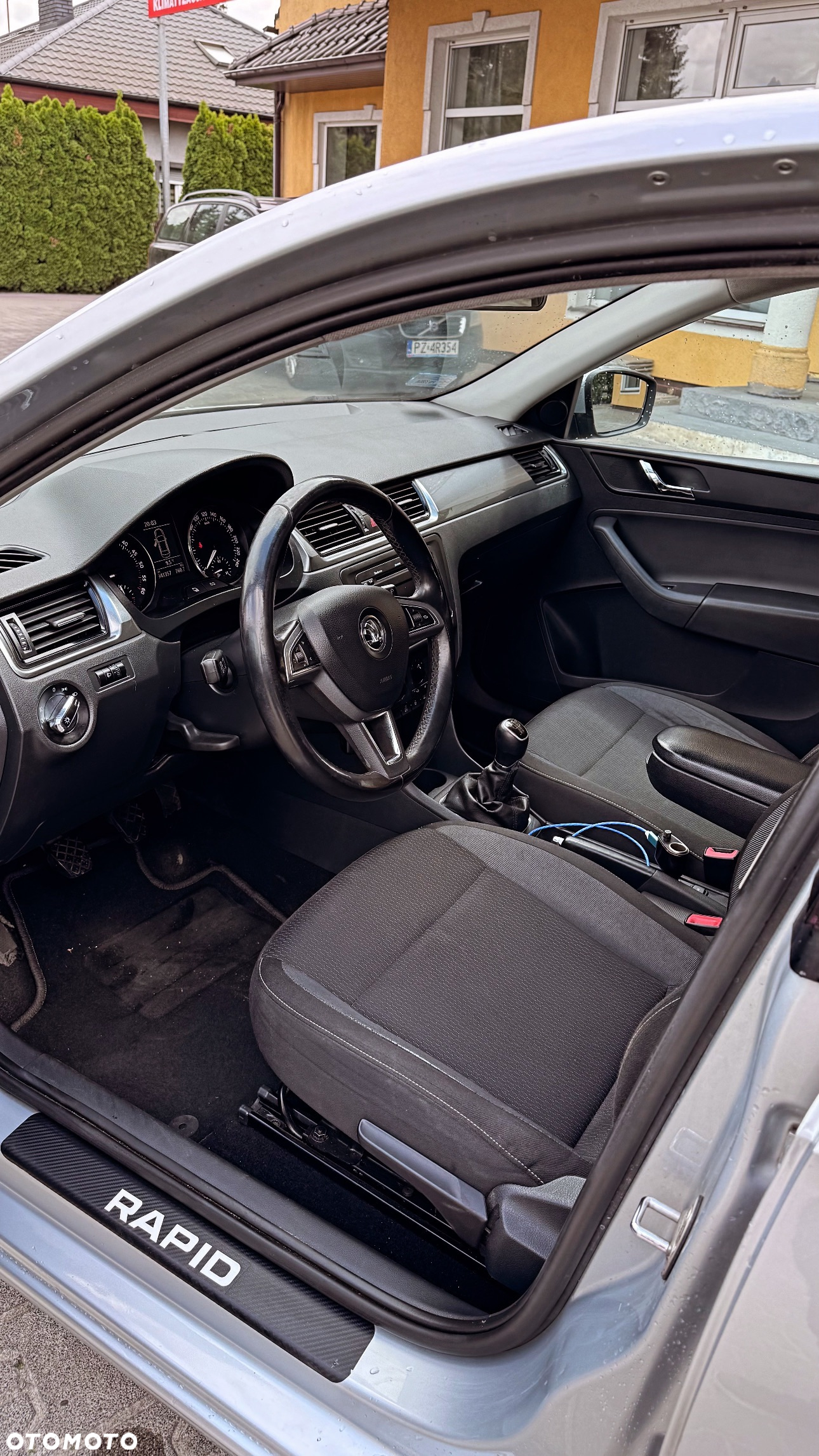 Skoda RAPID 1.6 TDI DPF Ambition Max - 12