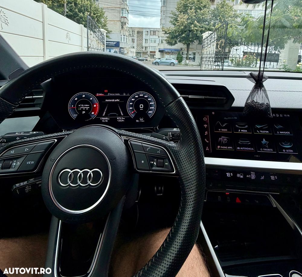 Audi A3 2.0 TDI S tronic Sport - 5