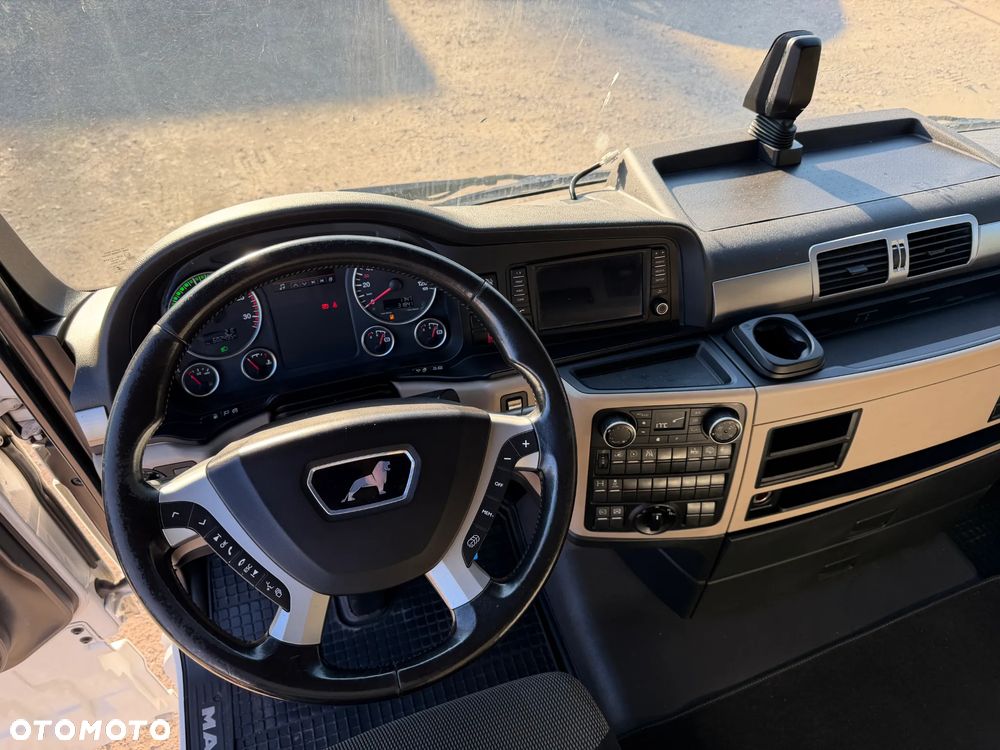 MAN TGX 18.510 KM RETARDER / VIN "LP" 2020 / POLSKI SALON / 602 TYS. KM ORYGINALNY PRZEBIEG / LODÓWKA / 2 ZBIORNIKI PALIWOWE 1160 L / LED / SILNIK 510 KM !! - 21