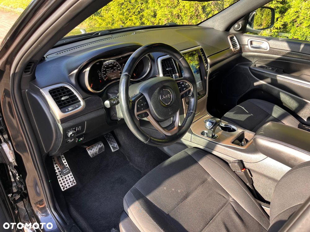 Jeep Grand Cherokee - 4