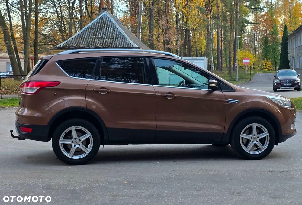 Ford Kuga 2.0 TDCi 4x4 Titanium - 10