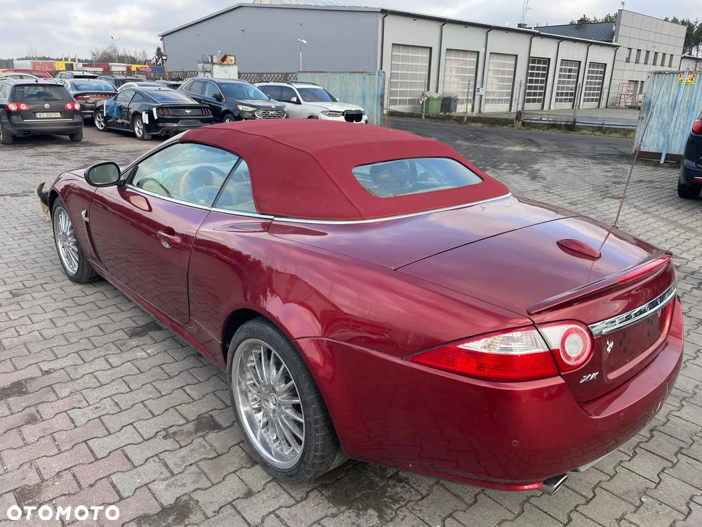 Jaguar XK 4.2 - 11