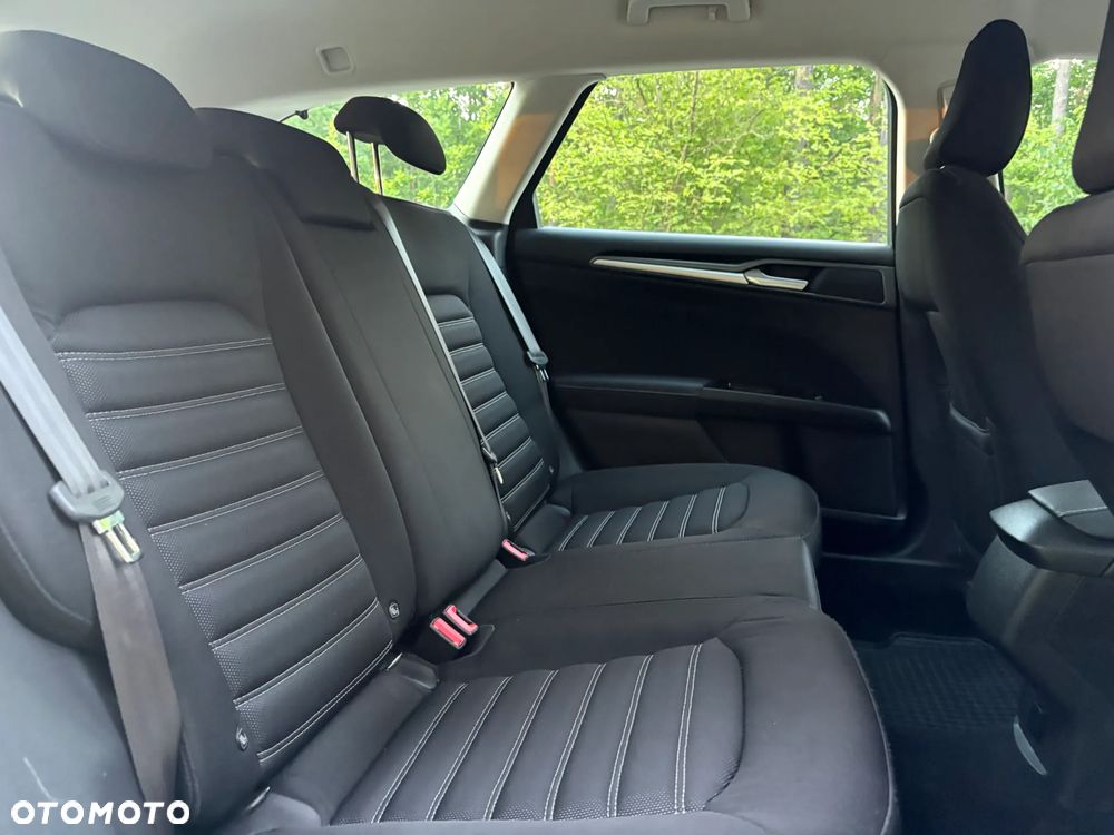 Ford Mondeo - 16