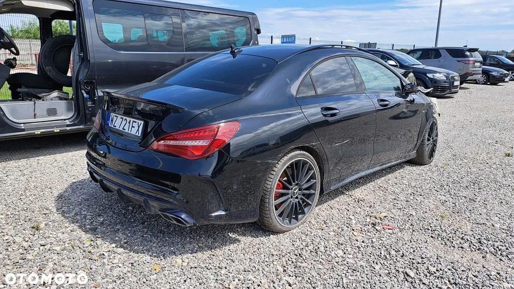 Mercedes-Benz CLA - 2