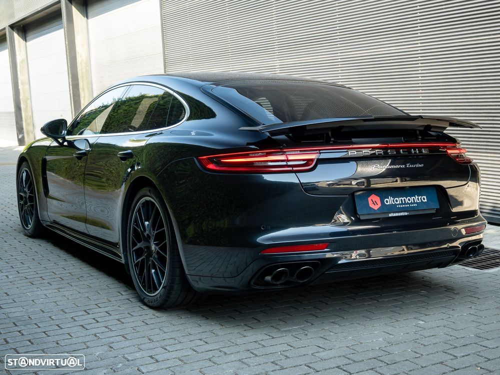 Porsche Panamera Turbo - 10