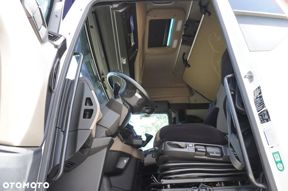 MAN TGX 26.470 6x2 / 80 tys km!! / 2023 / Chłodnia KRONE 18 EPAL / Thermoking T-1000 R Spectrum / Multitemperatura - 17