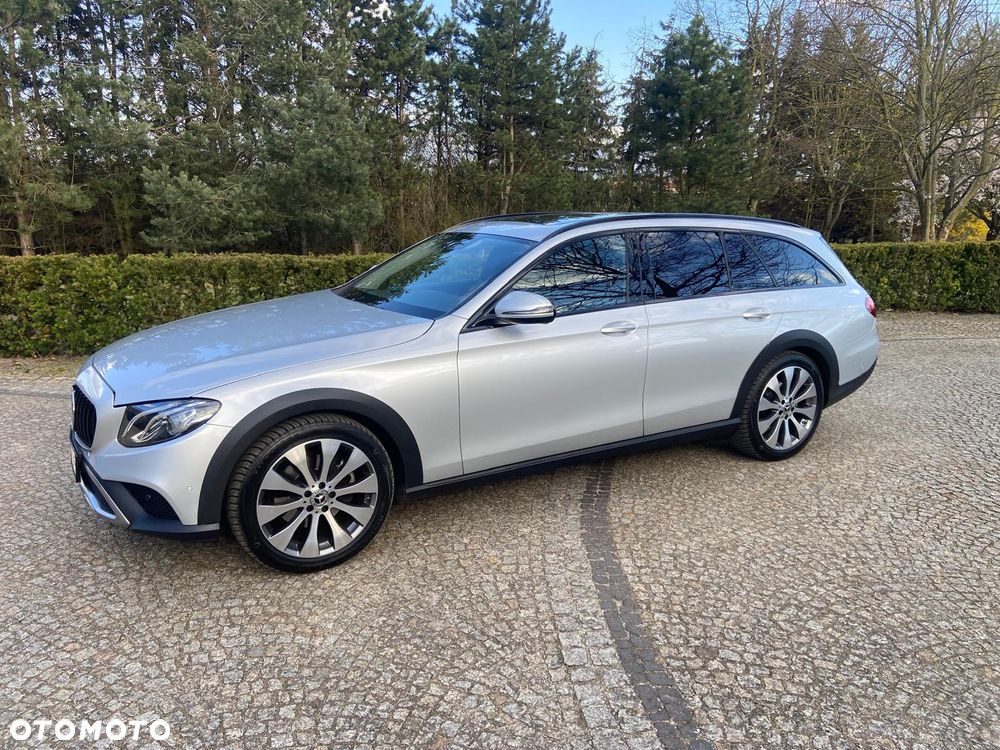 Mercedes-Benz Klasa E 220 d 4Matic 9G-TRONIC - 4