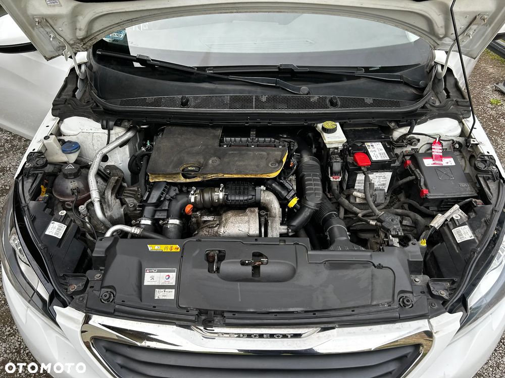 Peugeot 308 SW 1.6 BlueHDi Allure S&S - 12