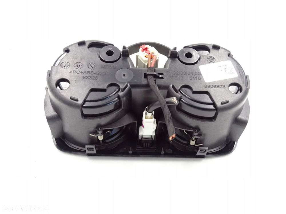 UCHWYT NA KUBKI NAPOJE USB TUNEL EUROPA 6809803 BMW 3 G20 G21 - 4