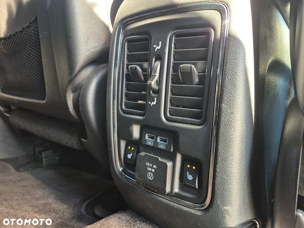 Jeep Grand Cherokee - 27