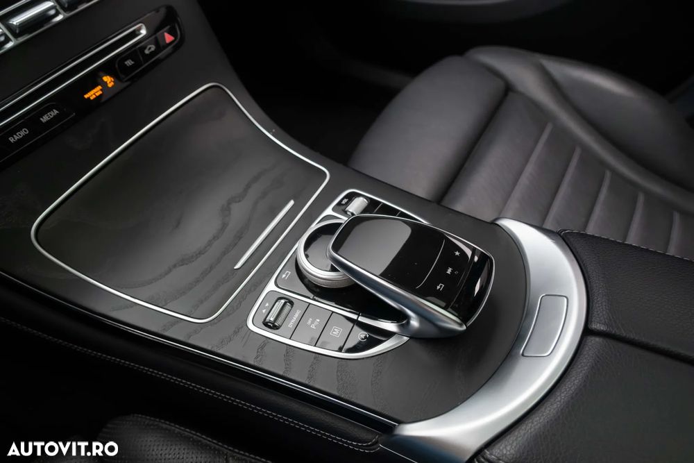 Mercedes-Benz GLC 250 d 4MATIC 9G-TRONIC AMG Line - 24