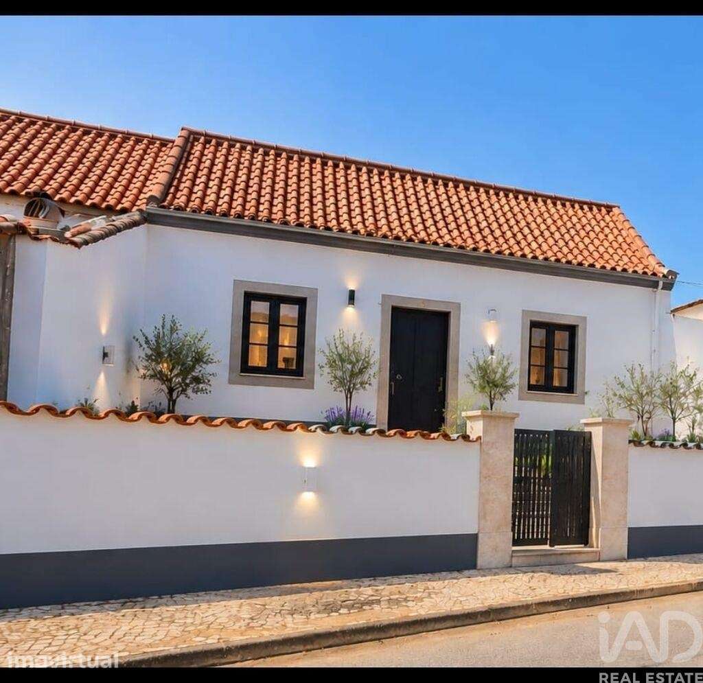 Casa / Villa T2 em Cadaval e Pêro Moniz de 191 m2 - Grande imagem: 3/17