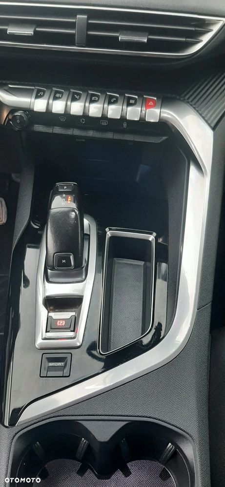 Peugeot 5008 1.6 BlueHDI Active S&S EAT6 - 13