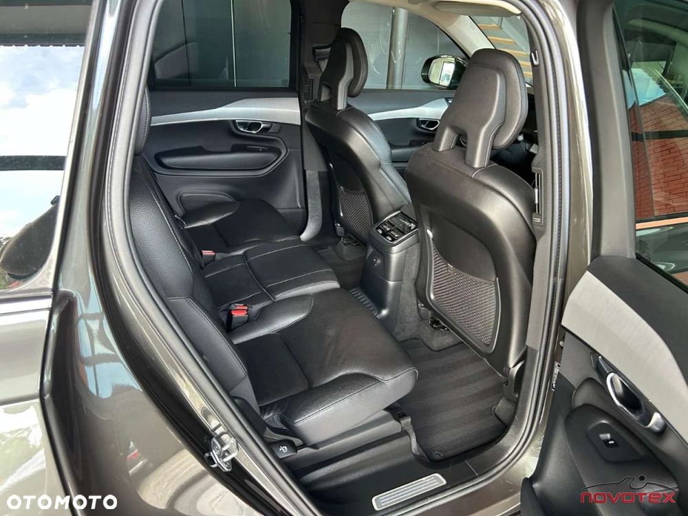 Volvo XC 90 - 16