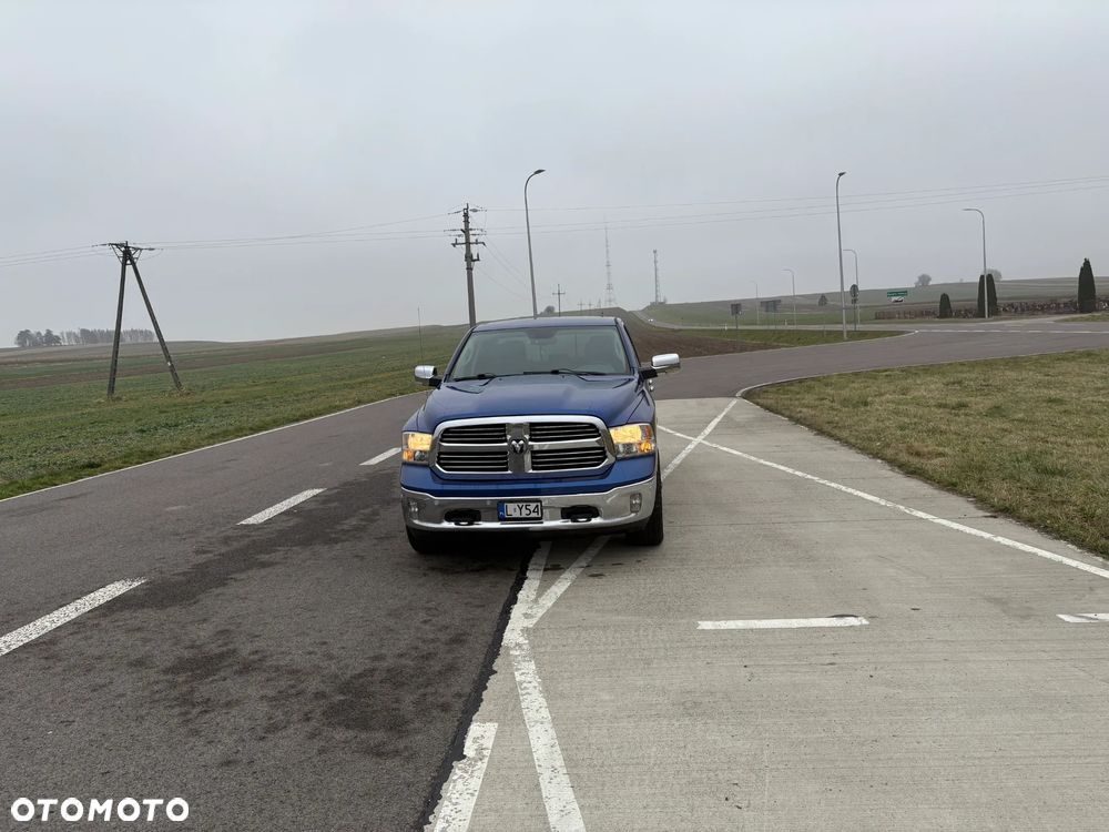 Dodge RAM 5.7 4x4 - 19