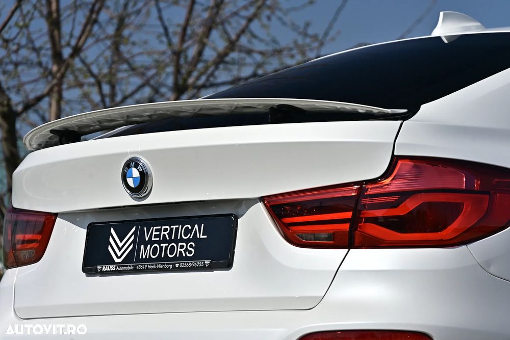 BMW Seria 3 320d Aut. Sport Line - 9