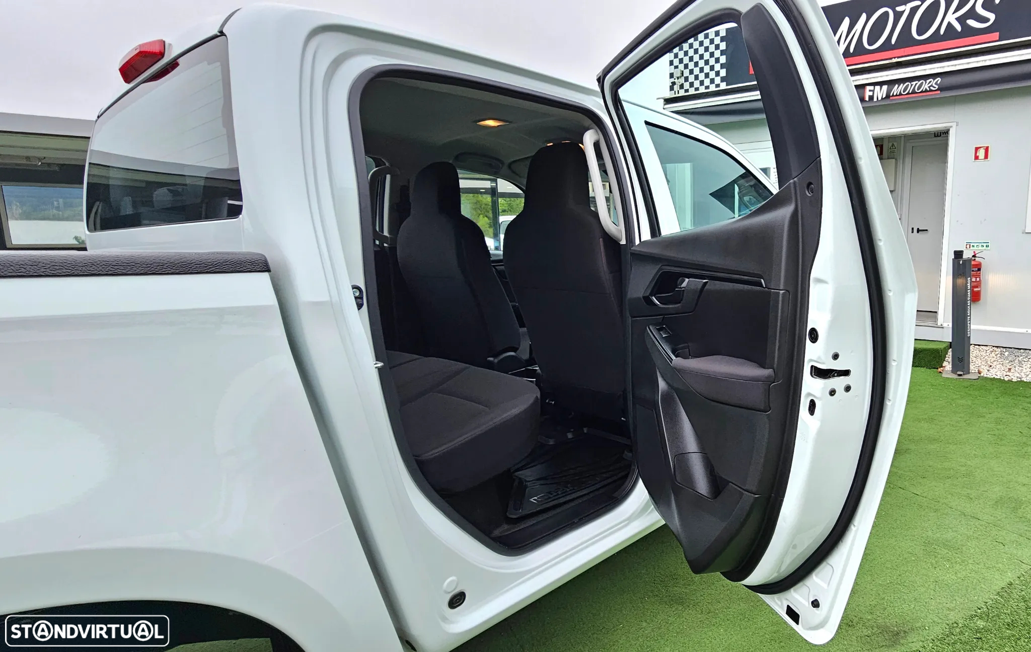 Isuzu D-MAX - 24