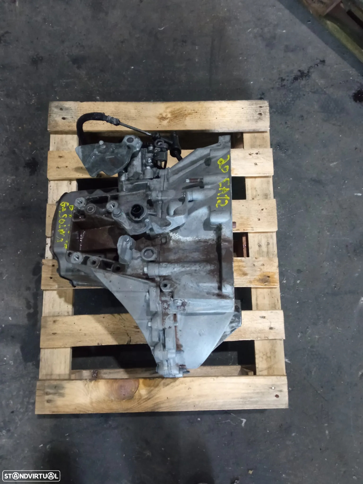 Caixa de velocidades Peugeot 5008 e 3008 1.6 16V REF: 20EA12 - 2
