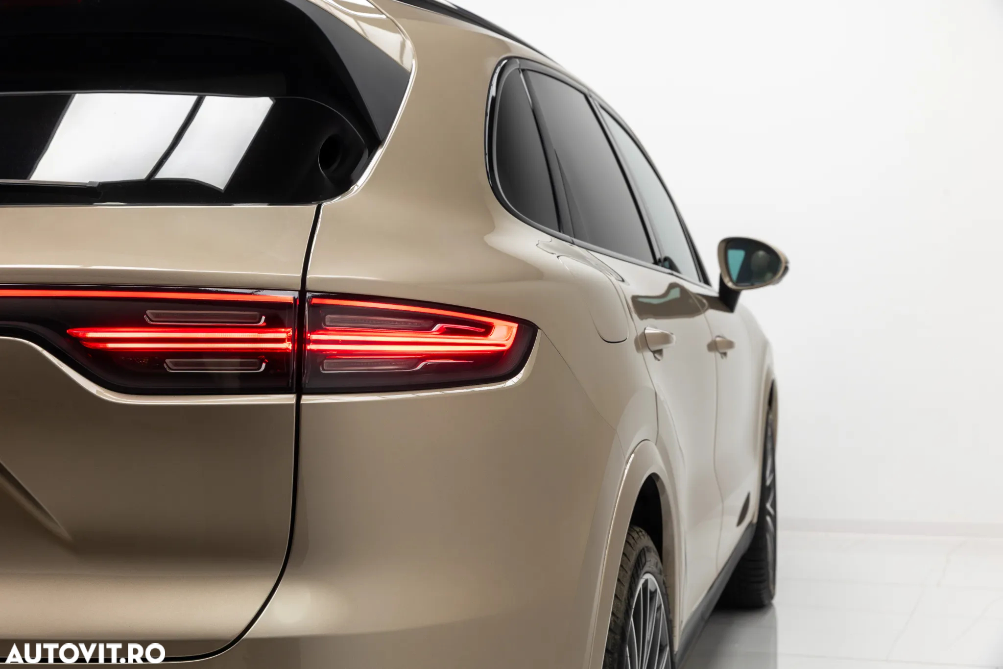 Porsche Cayenne S - 17