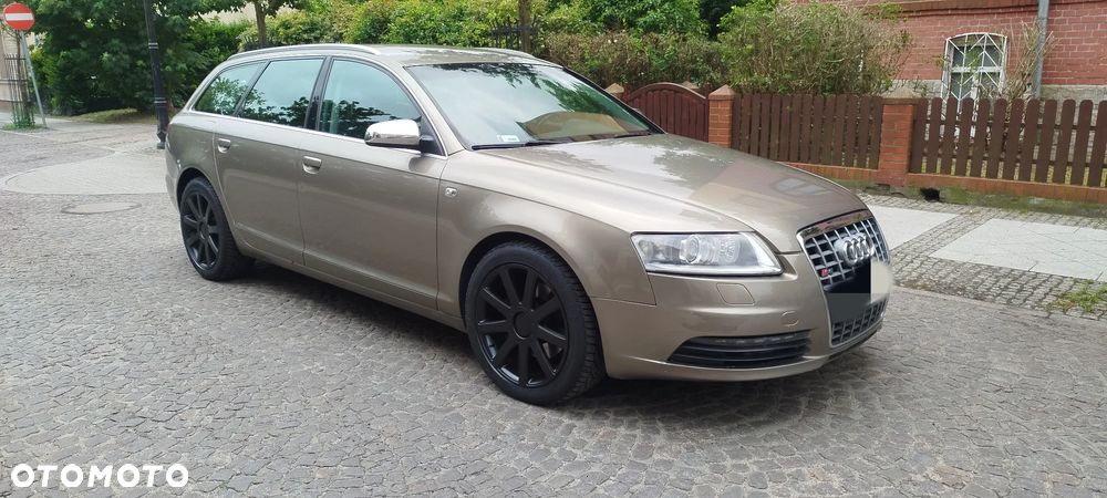 Audi A6 Avant - 1