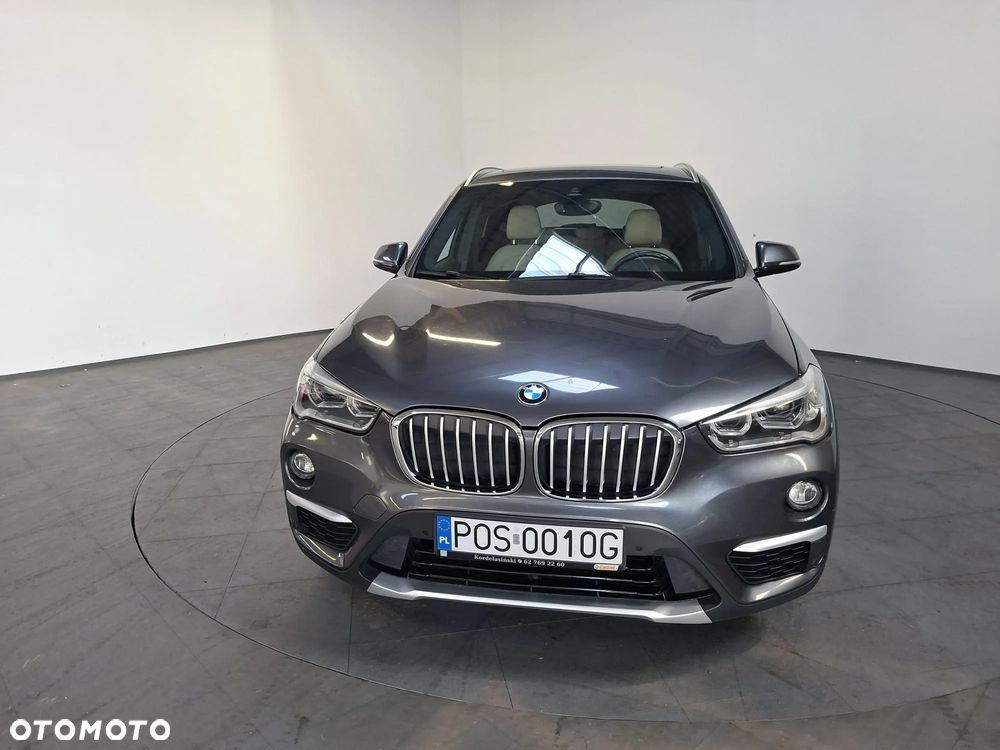 BMW X1 xDrive18d xLine - 10