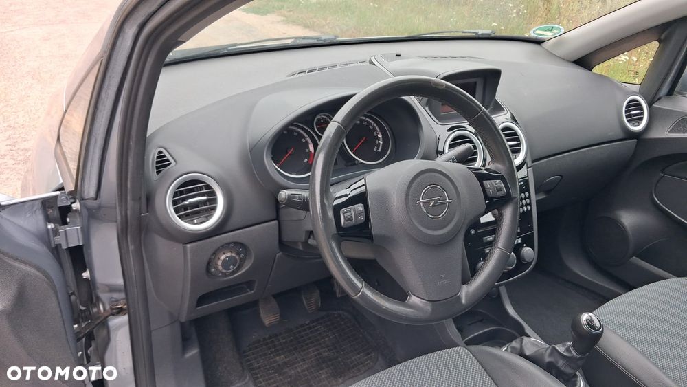 Opel Corsa 1.4 16V Color Edition - 17