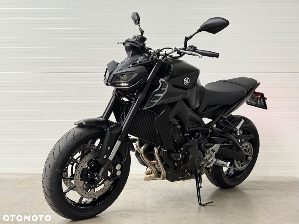 Yamaha MT - 7