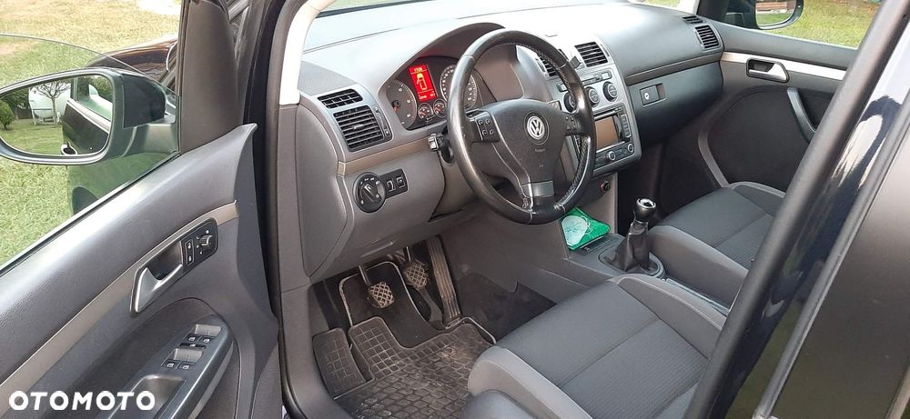 Volkswagen Touran 2.0 TDI DPF Comfortline - 7