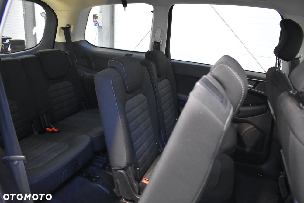Ford Galaxy - 29