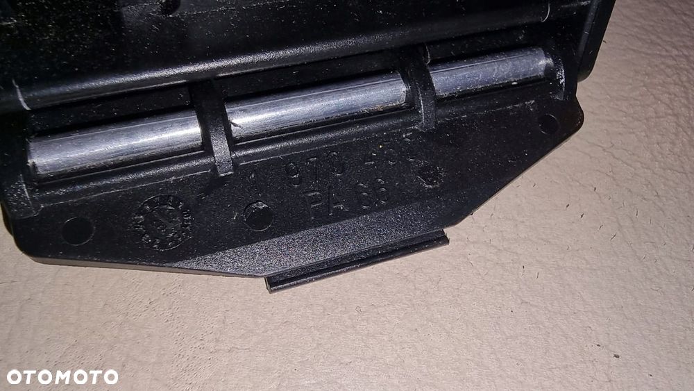 ZAWIAS KLAPKI WLEWU PALIWA BMW 8 E31 850 840 - 4