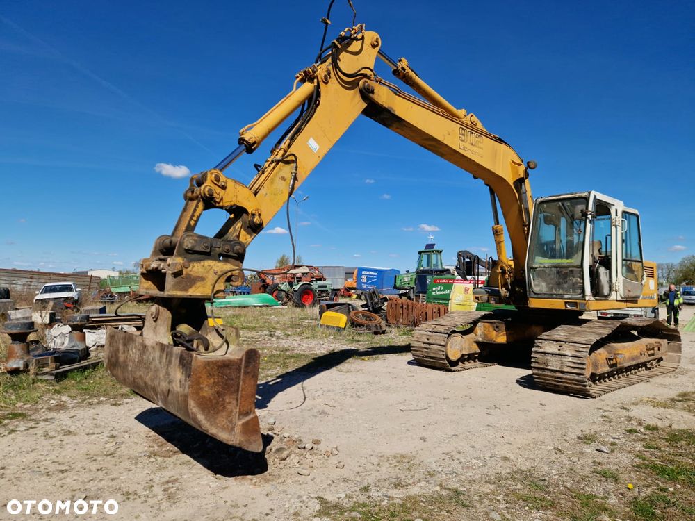 Liebherr R902HDS - 13