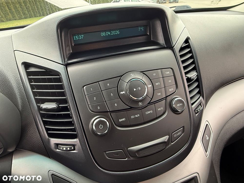 Chevrolet Orlando - 34