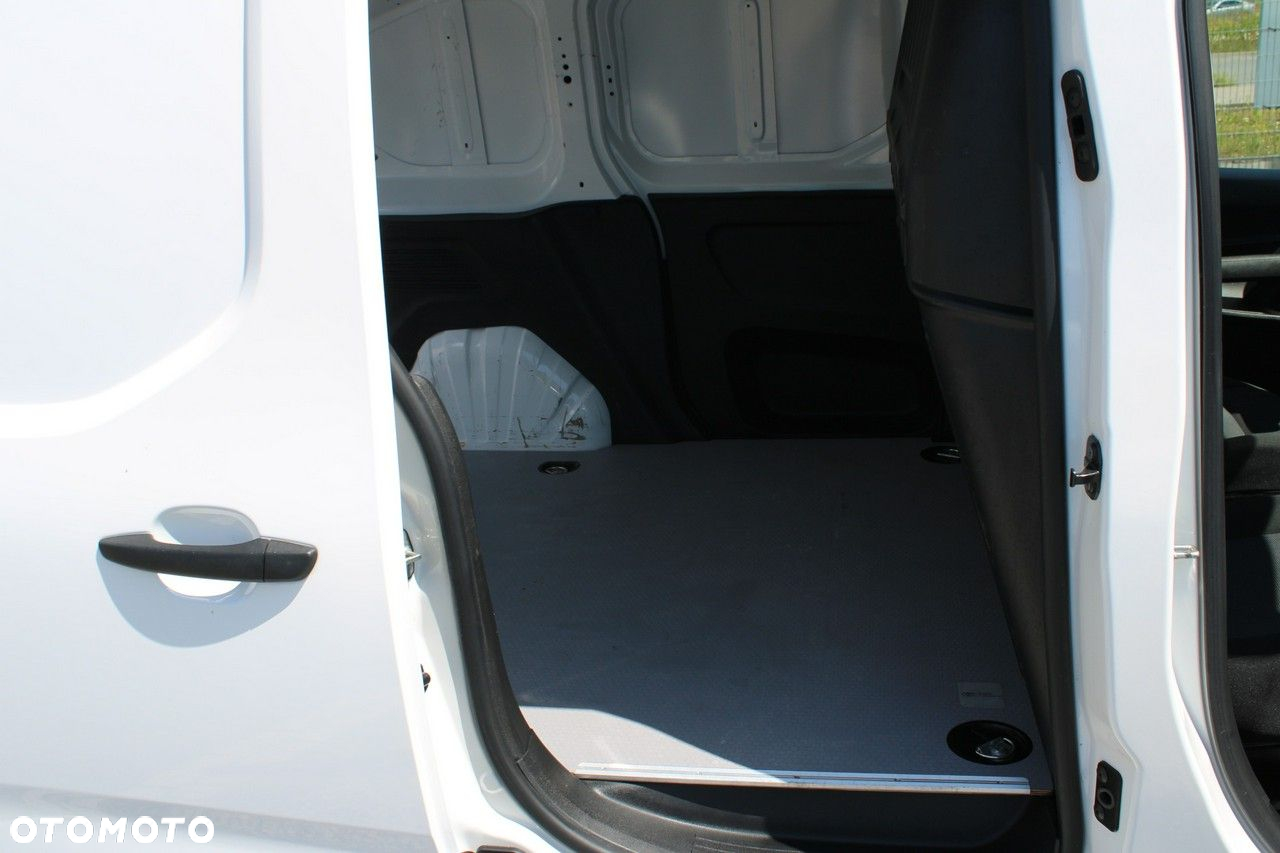 Toyota Proace City - 13