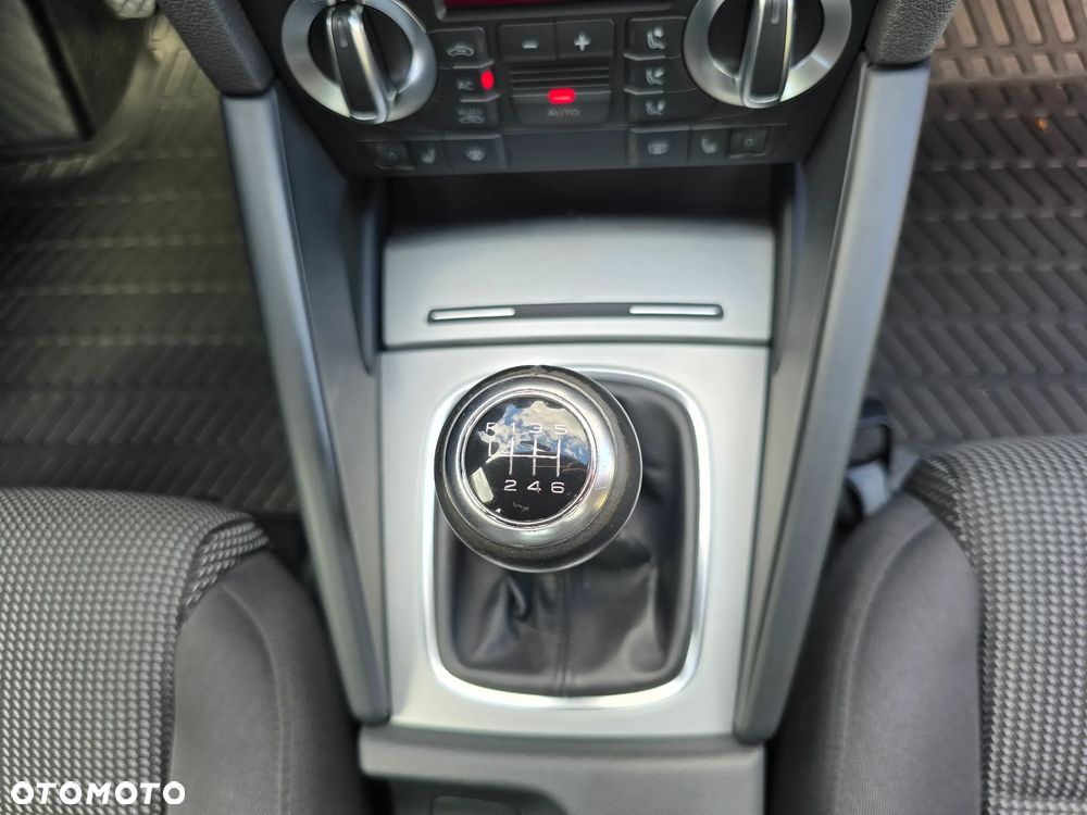 Audi A3 Sportback 2.0 TDI Ambiente - 21