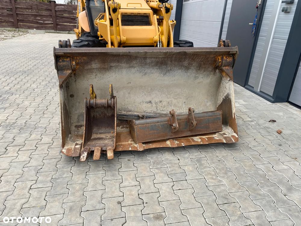 JCB 2cx Koparko-ładowarka - 11