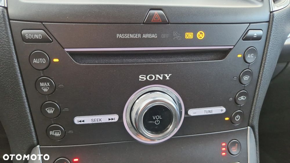 Ford S-Max 2.0 TDCi Titanium PowerShift - 12