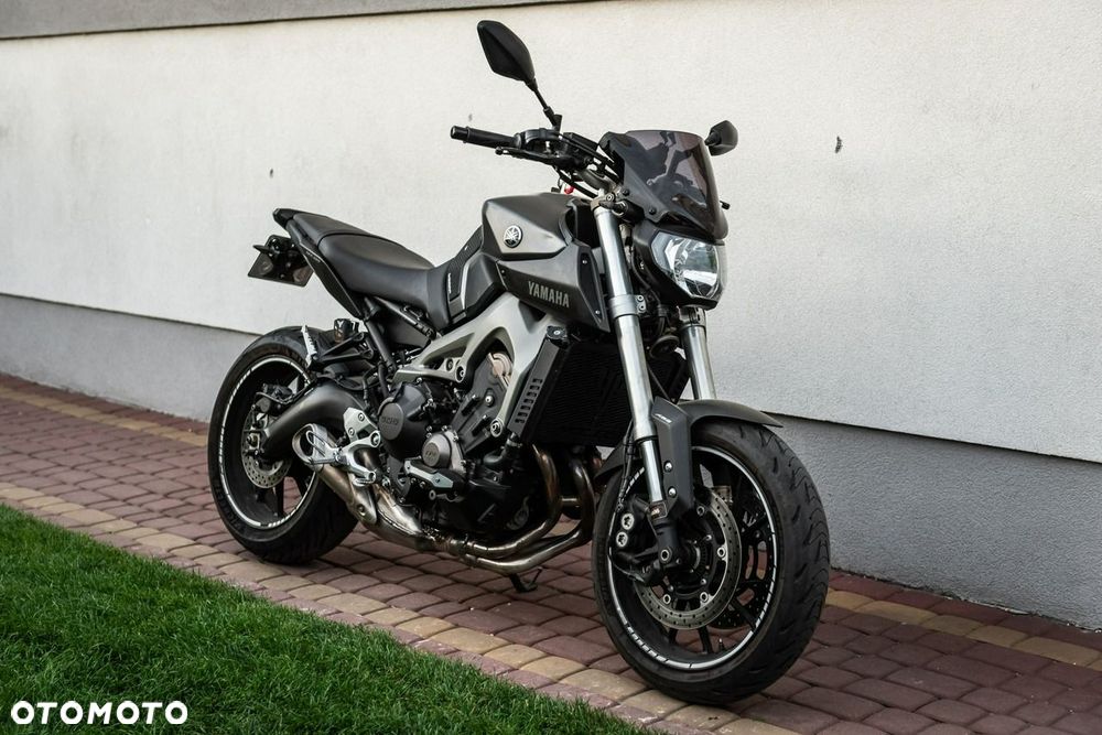 Yamaha MT - 1