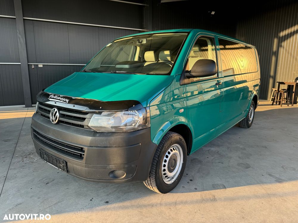 Volkswagen Caravelle - 2