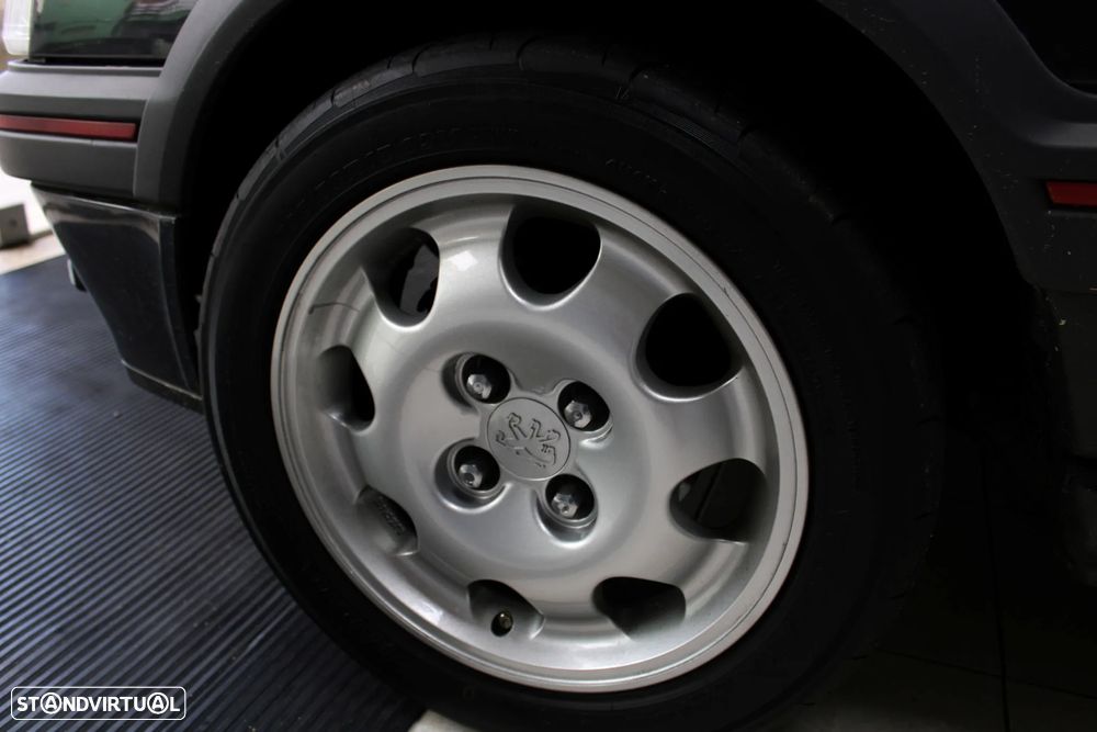 Peugeot 205 Cabrio 1.6 CTI - 40