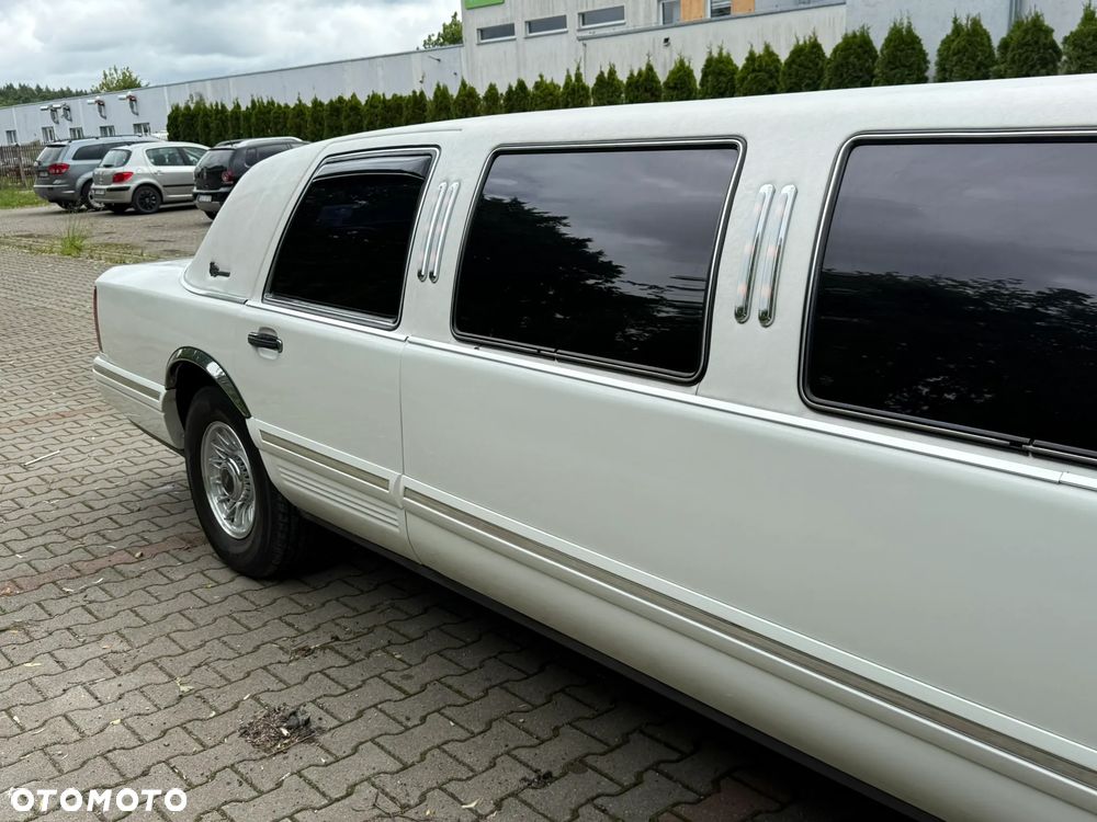 Lincoln Town Car 4.6 Executive - 14