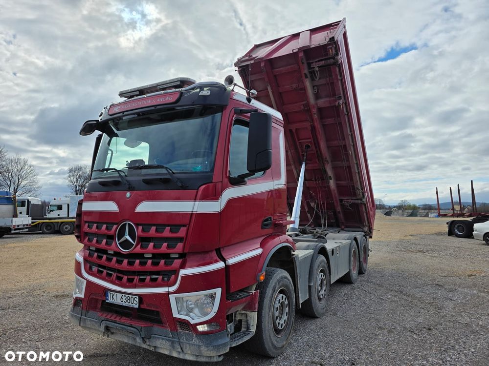 Mercedes-Benz Arocs - 2