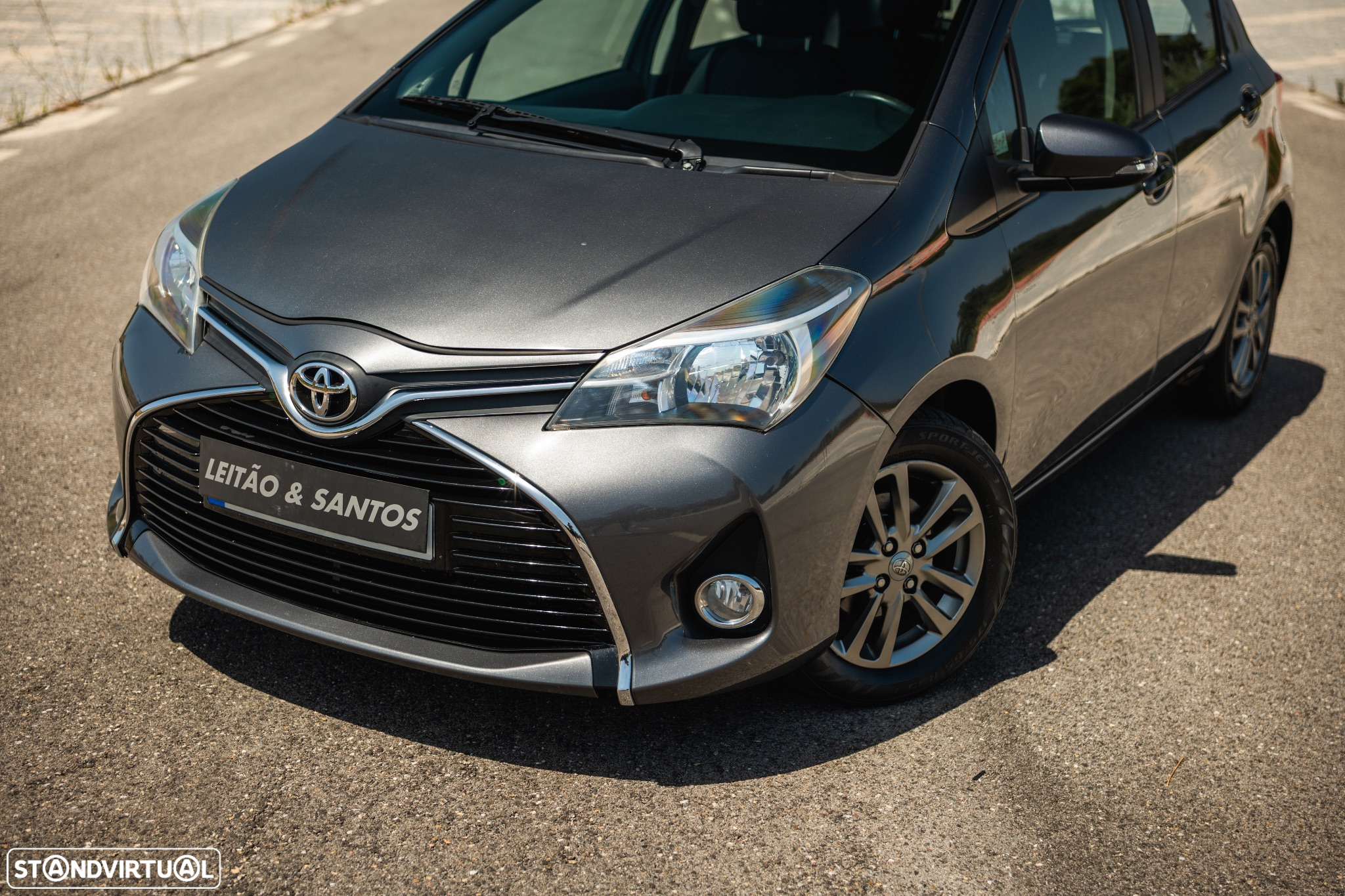 Toyota Yaris 1.0 VVT-i Comfort +PS Style +P.Techno - 2