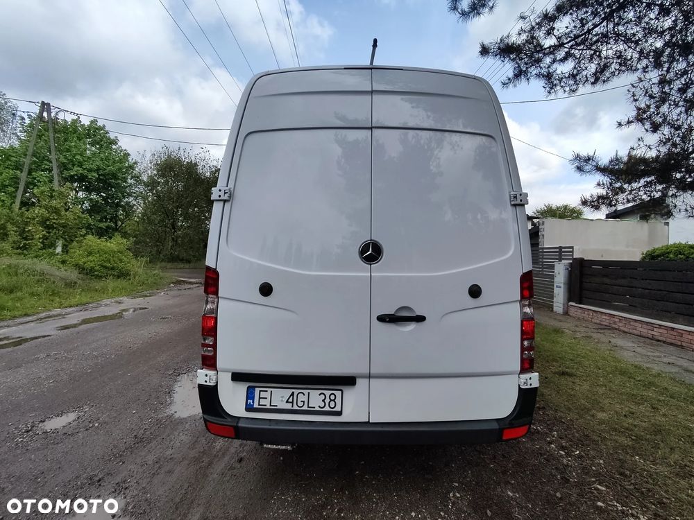 Mercedes-Benz 311 CDI - 4