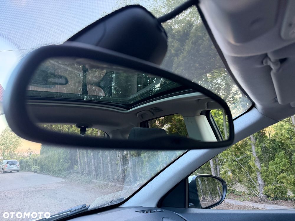 Nissan Qashqai 1.5 dCi DPF tekna - 15