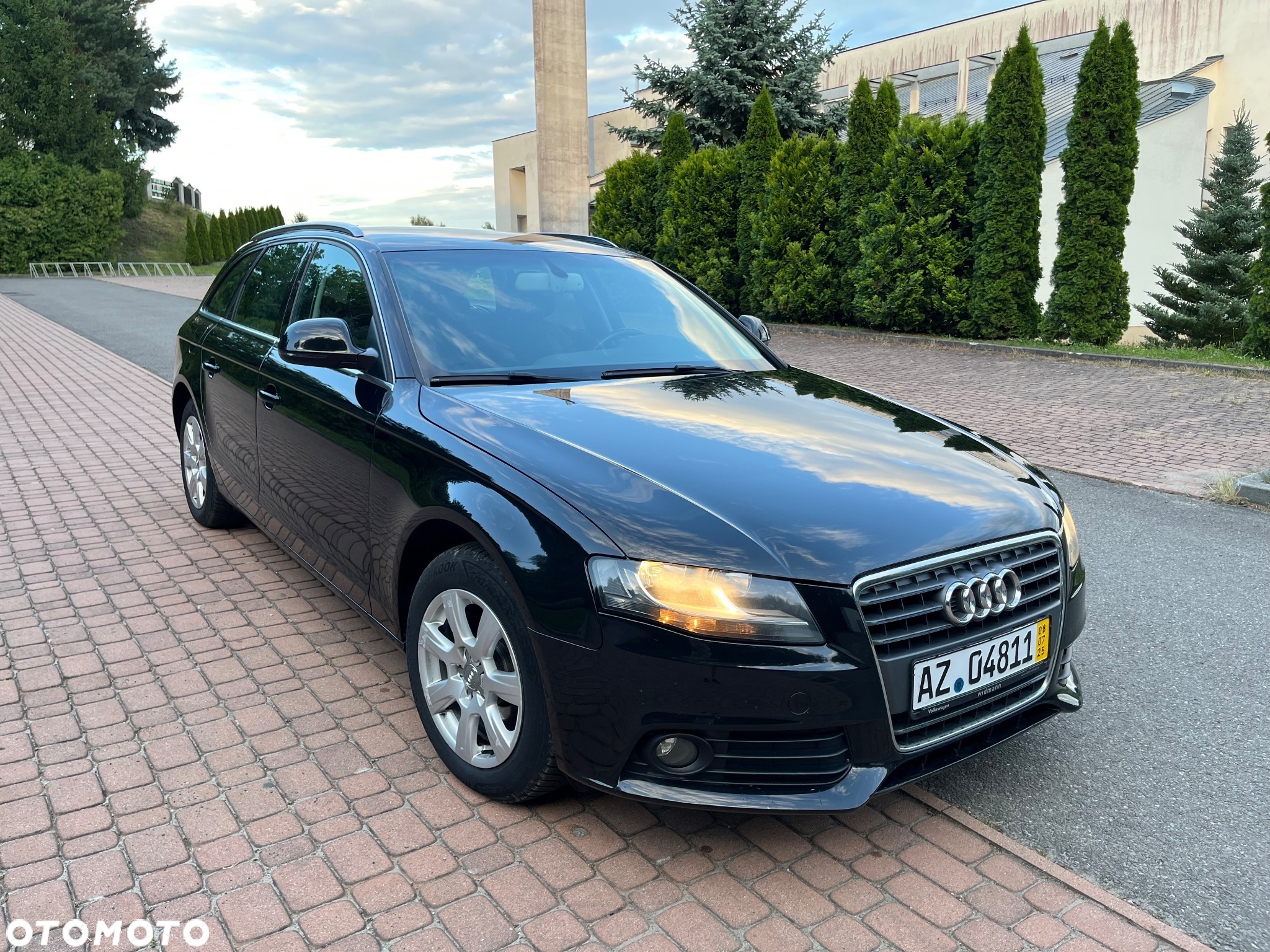 Audi A4 Avant 2.0 TDI DPF multitronic Ambiente - 2