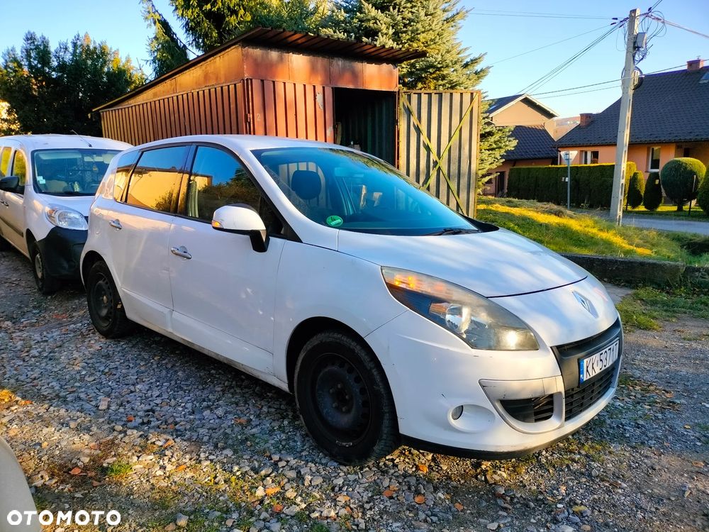 Renault Scenic 1.4 16V TCE Privilege