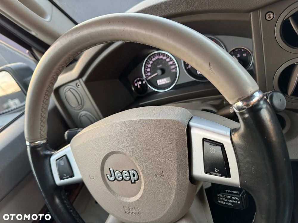 Jeep Commander 3.0 CRD Limited - 23